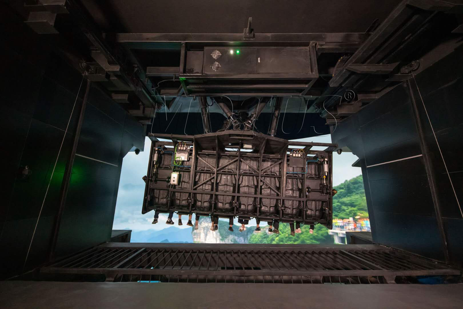 4d影院-2.jpg 4d影院-2.jpg